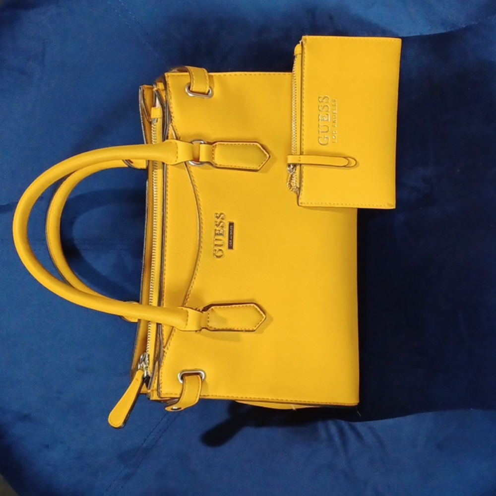 Guess Tote bag w wallet
